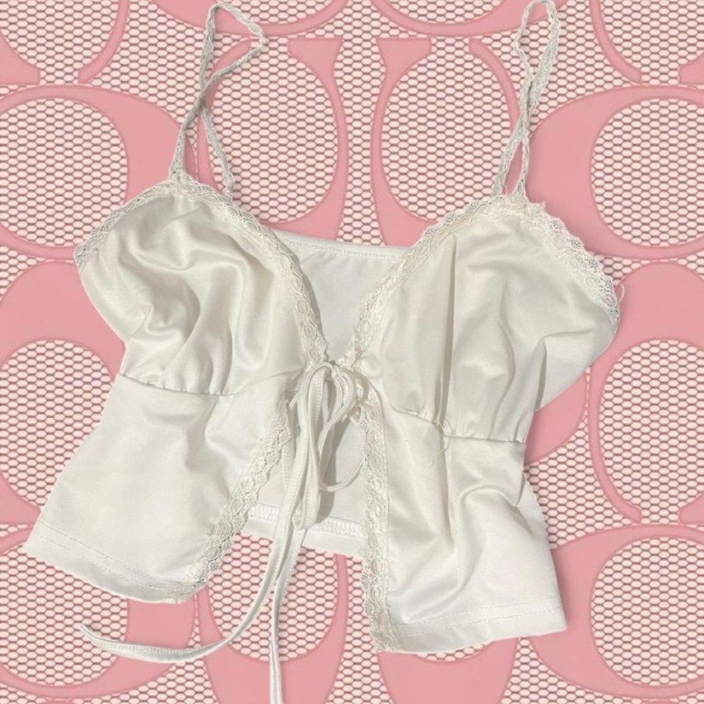 Elegant White Lace Trim Camisole Top